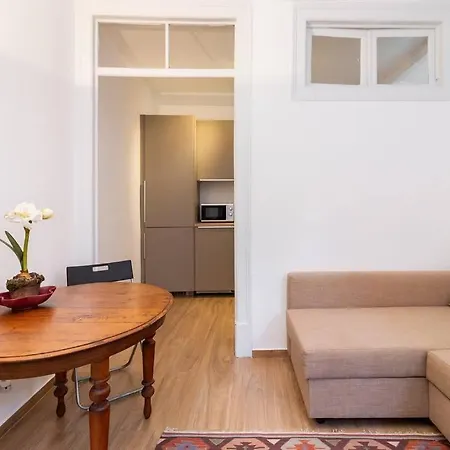 Cosy 1 Bedroom Apartment In Principe Real
